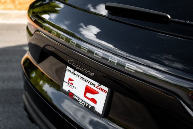 2022 Porsche Cayenne Platinum Edition