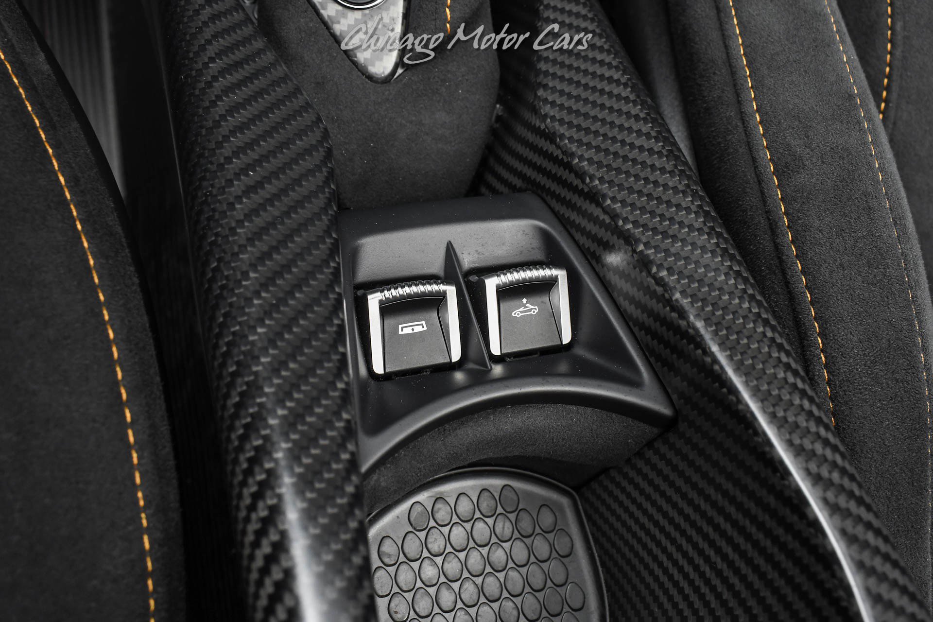 Used 2022 McLaren 765LT photo 20