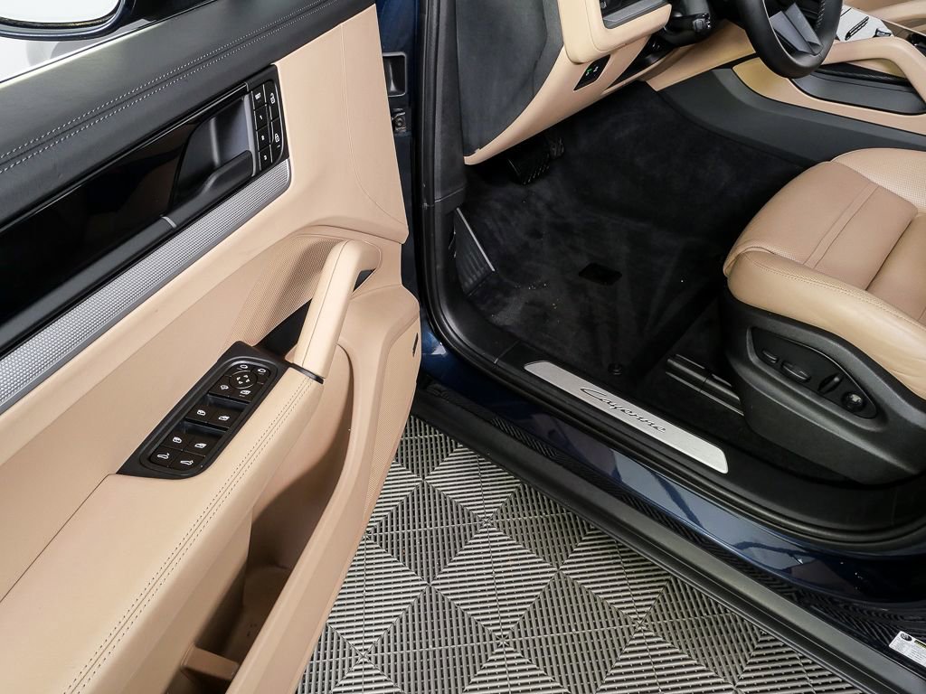 2024 Porsche Cayenne Coupe