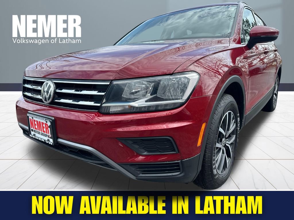 Used 2019 Volkswagen Tiguan SE w/ Panoramic Sunroof Package