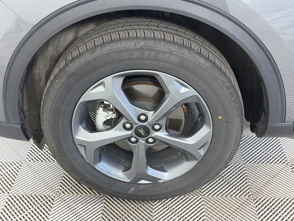 2025 Ford Escape ST-Line Select