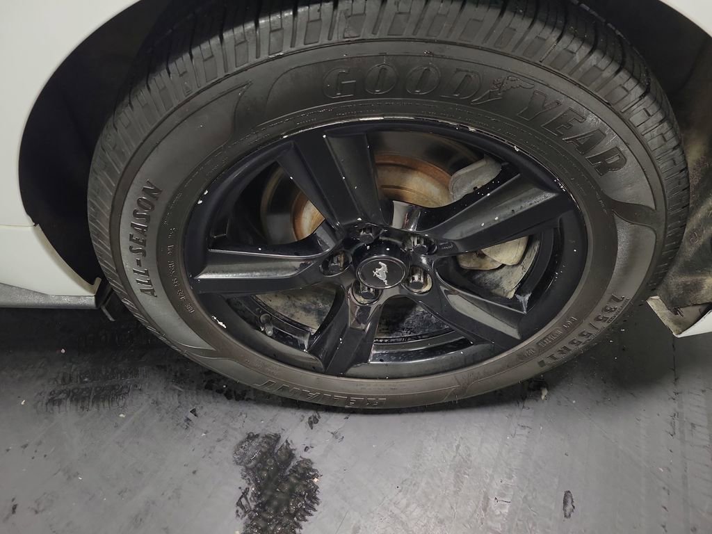 2017 Ford Mustang Coupe