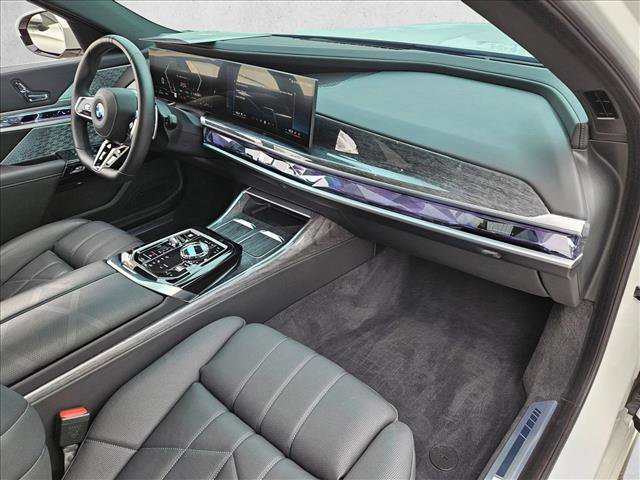 2025 BMW 760i xDrive