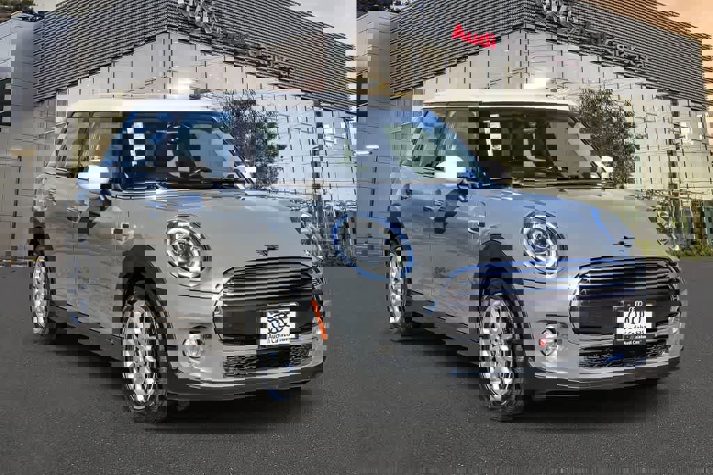 2019 MINI Cooper 4-Door Hardtop