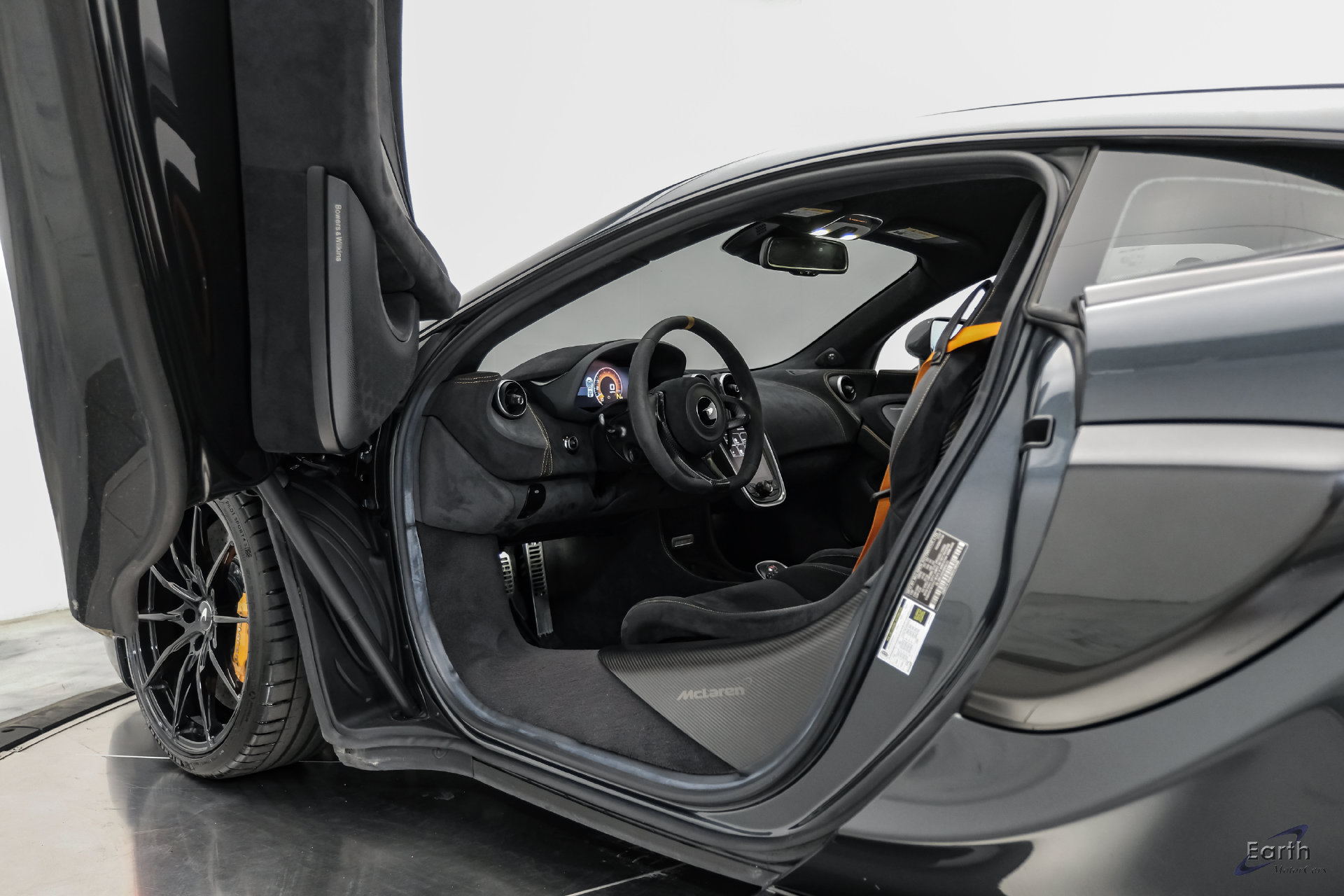 Used 2019 McLaren 600LT photo 42