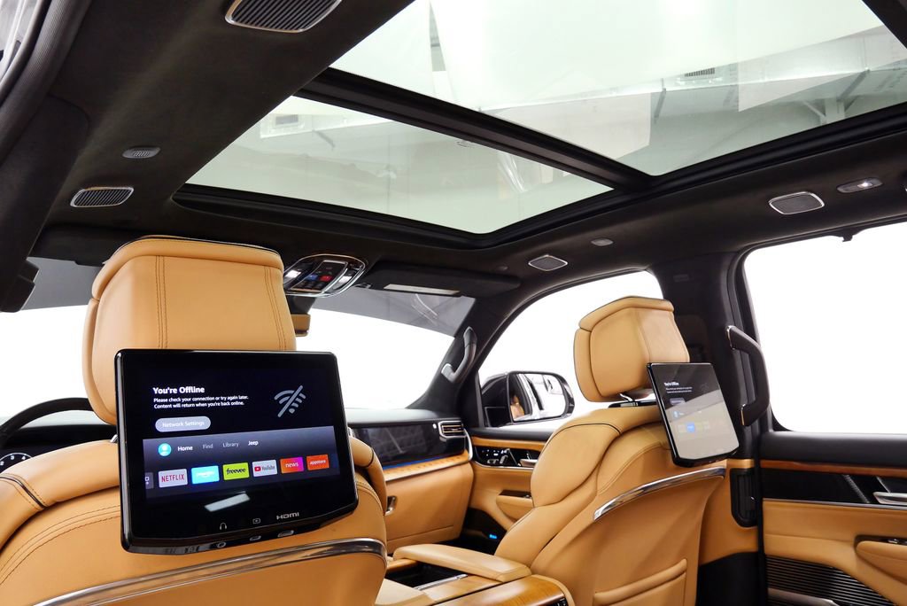 2022 Jeep Grand Wagoneer Series III