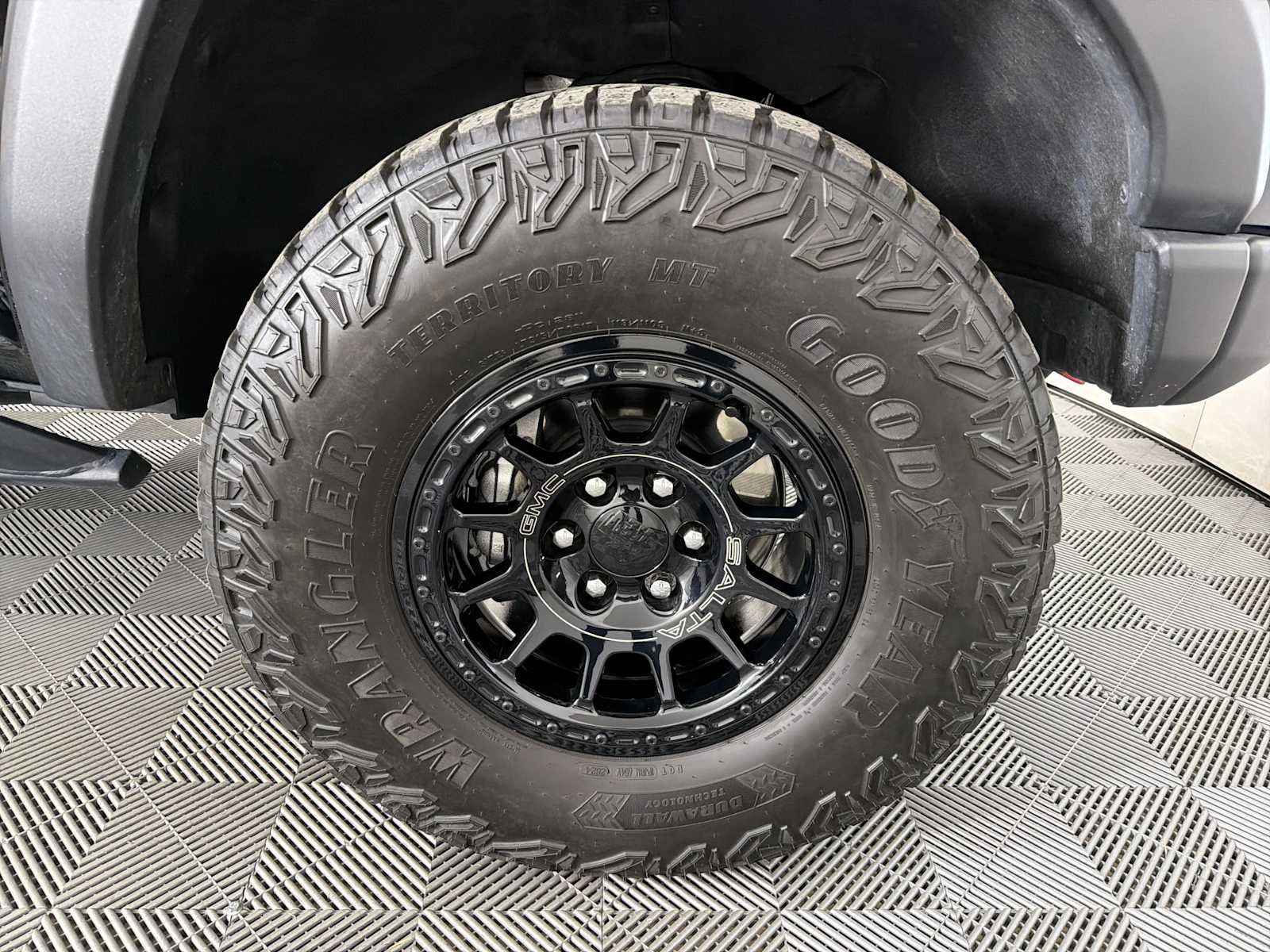 2024 GMC Canyon AT4X