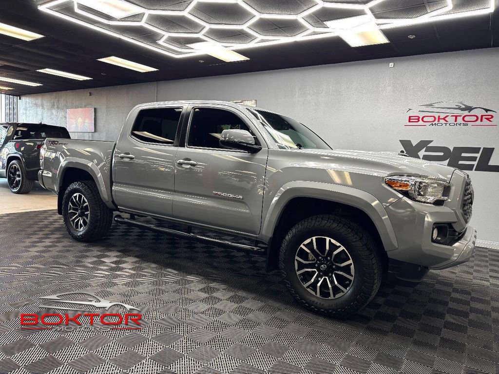 2020 Toyota Tacoma TRD Sport