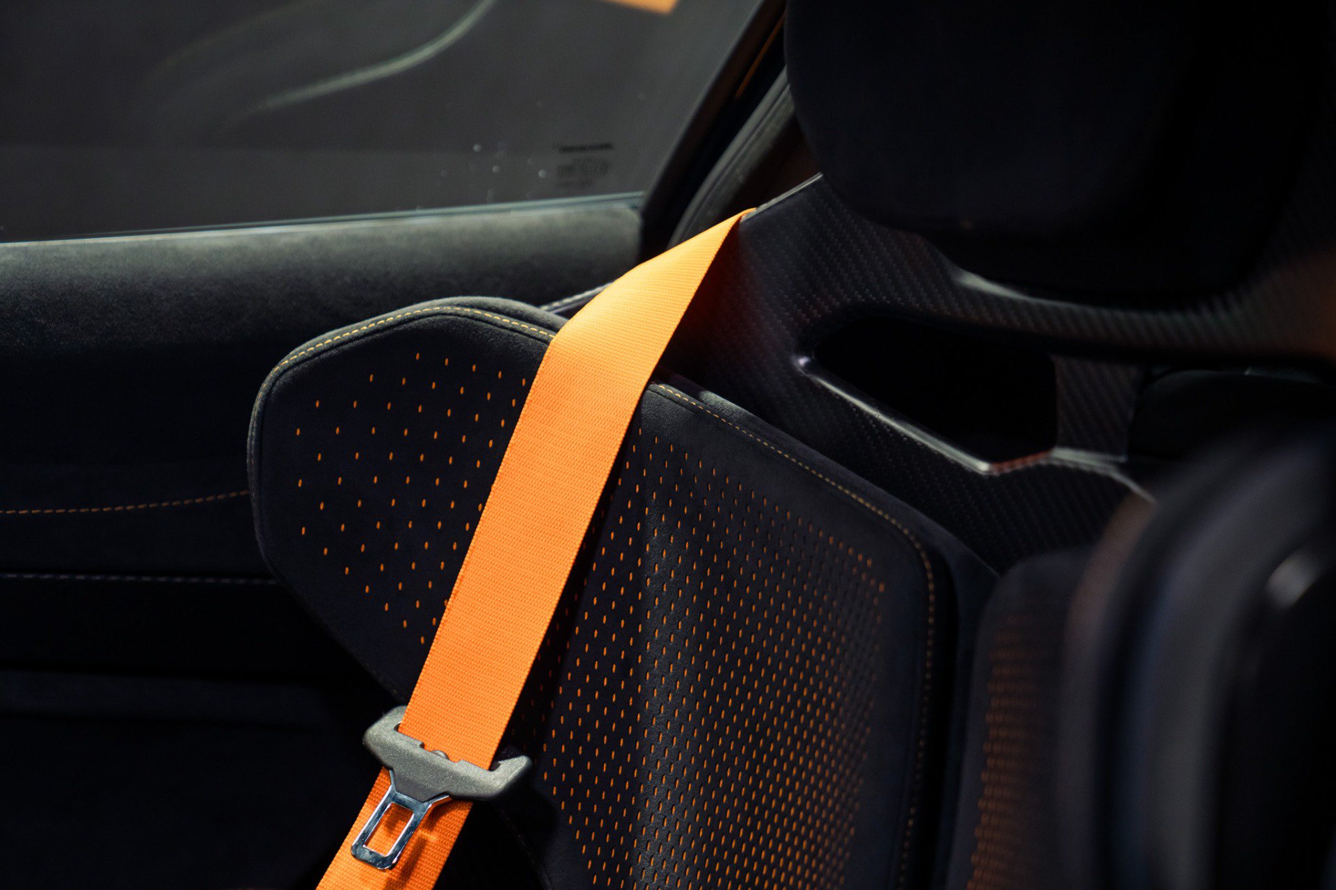 Used 2021 McLaren 765LT photo 57