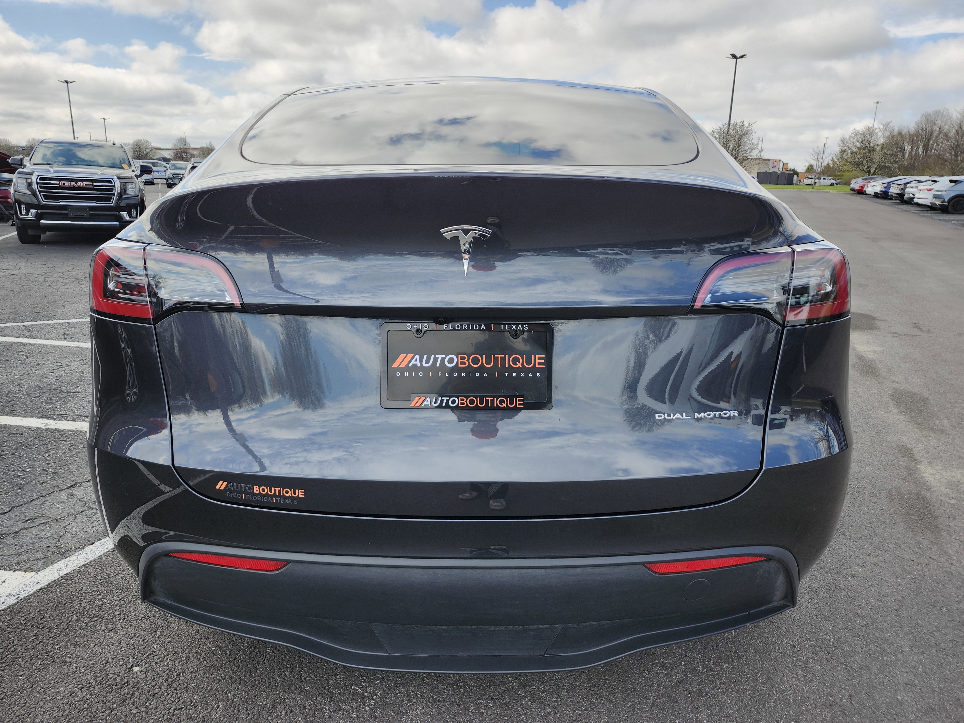 2024 Tesla Model Y Long Range
