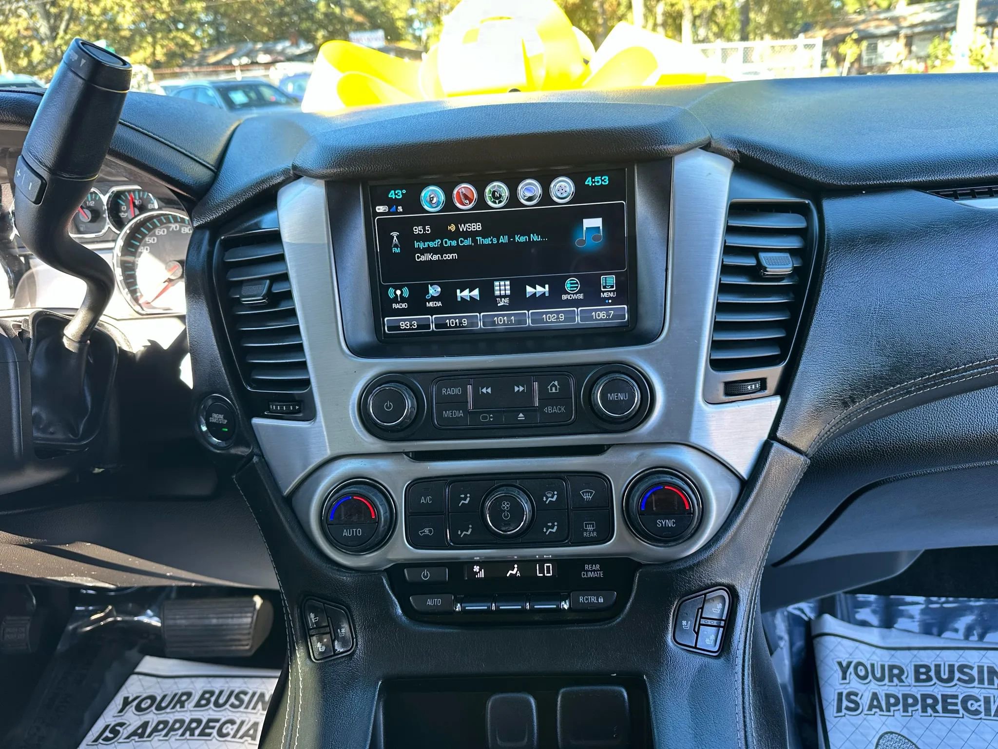 2017 GMC Yukon XL SLT