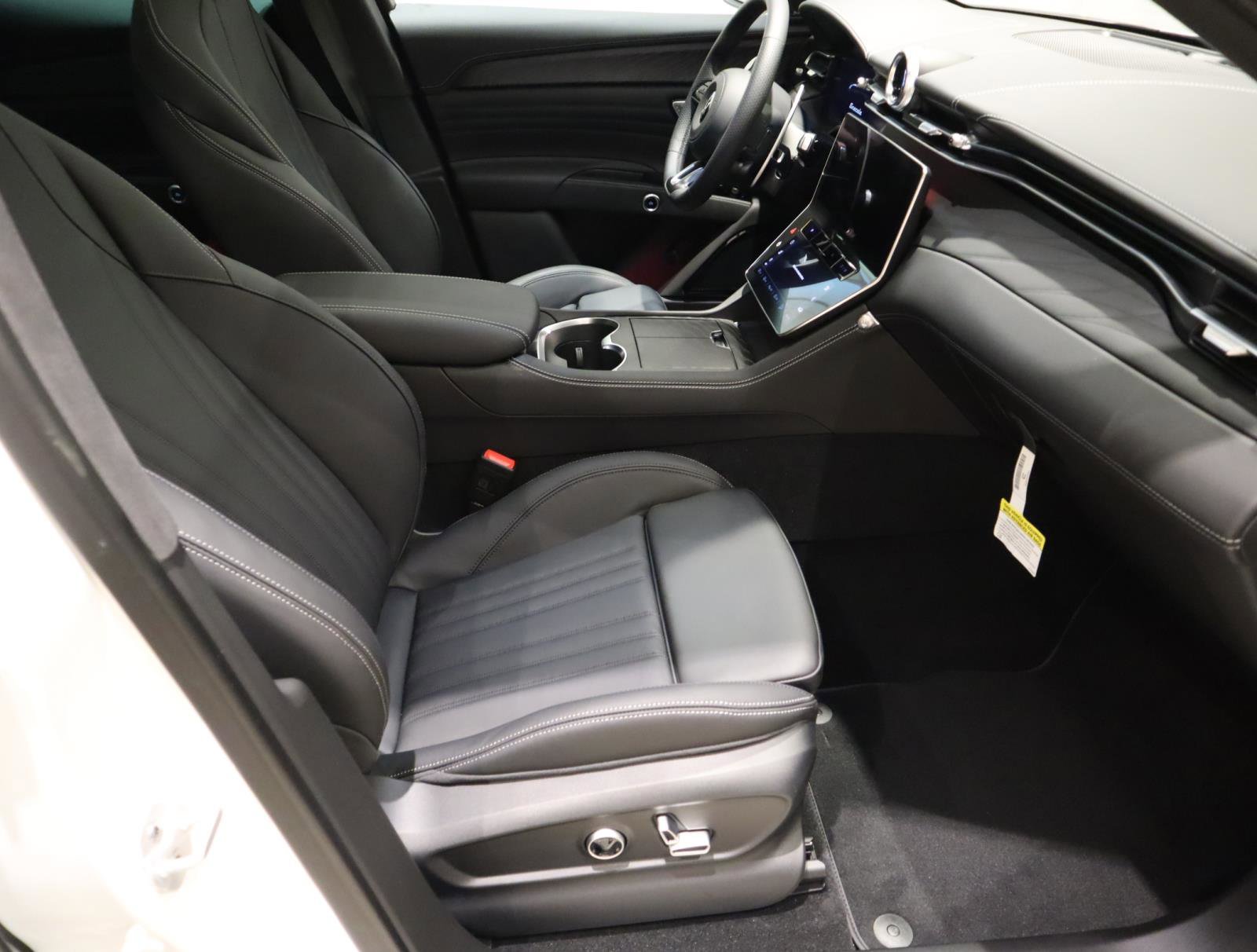 2026 Maserati Grecale Modena