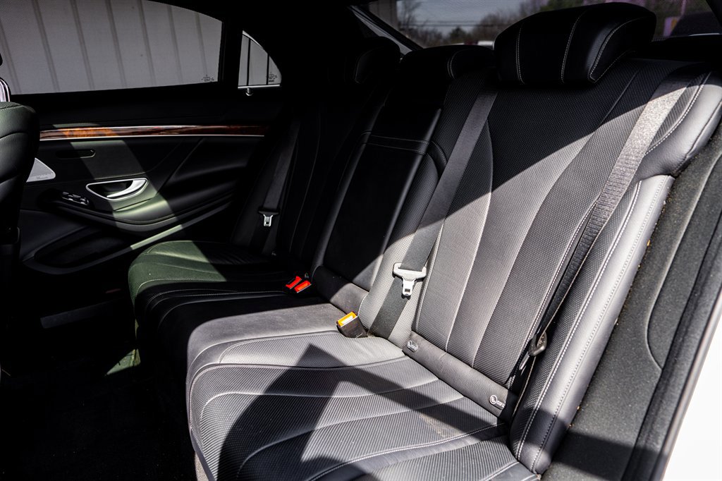 2015 Mercedes-Benz S 550 4MATIC Sedan