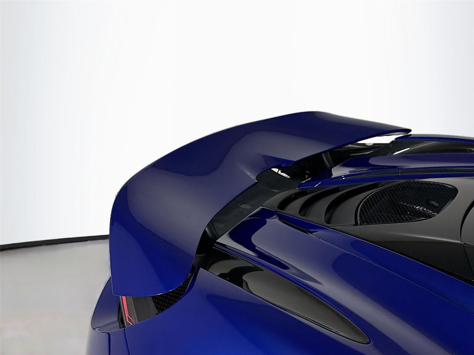 Used 2019 McLaren 720S Performance photo 32