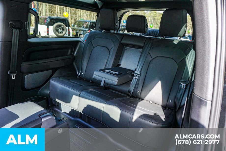 2024 Land Rover Defender 90 X-Dynamic SE