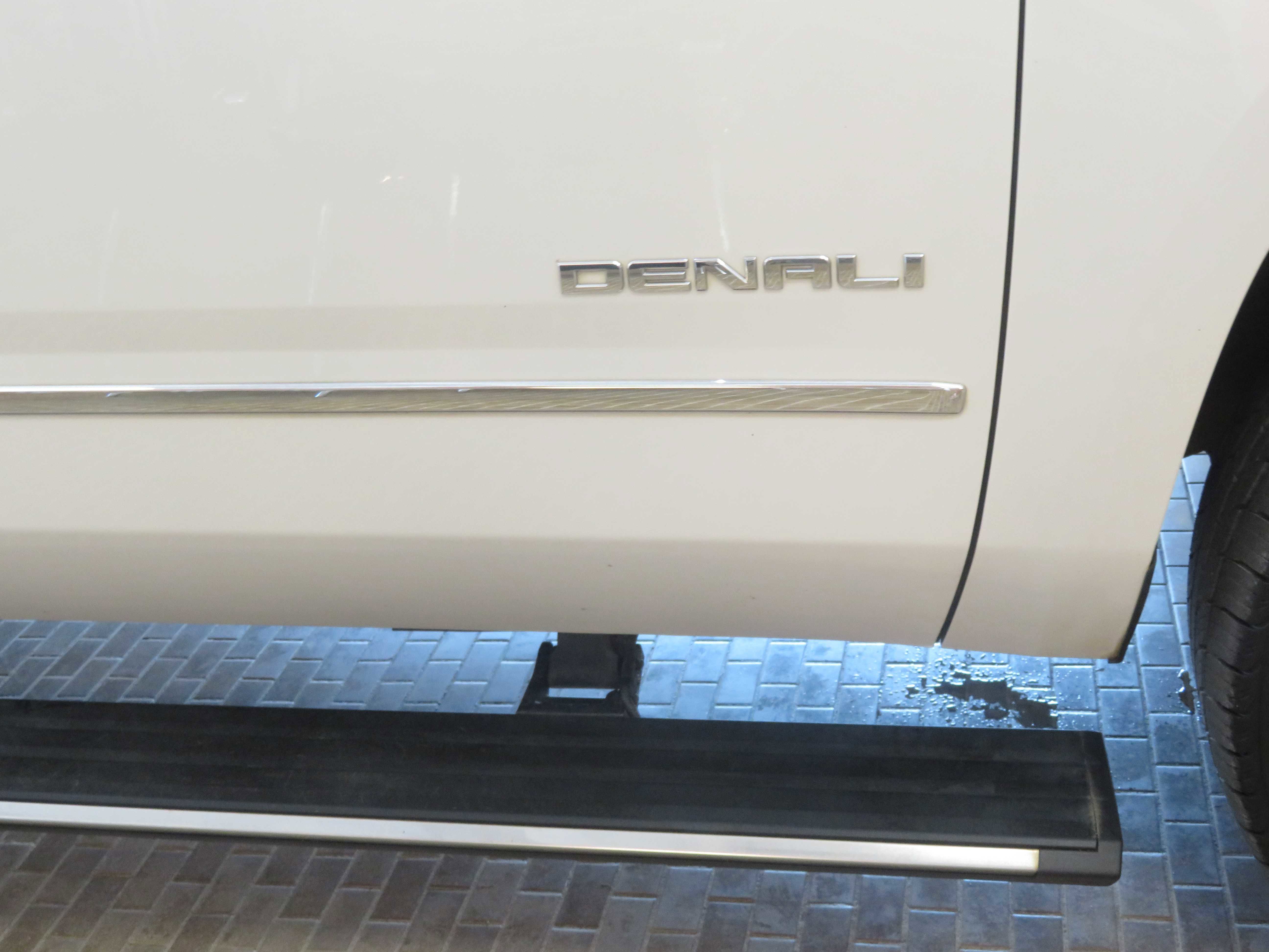 2017 GMC Yukon XL Denali