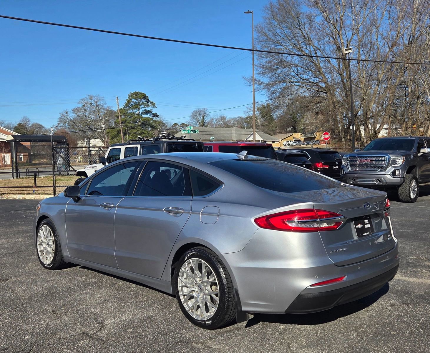 2020 Ford Fusion SE