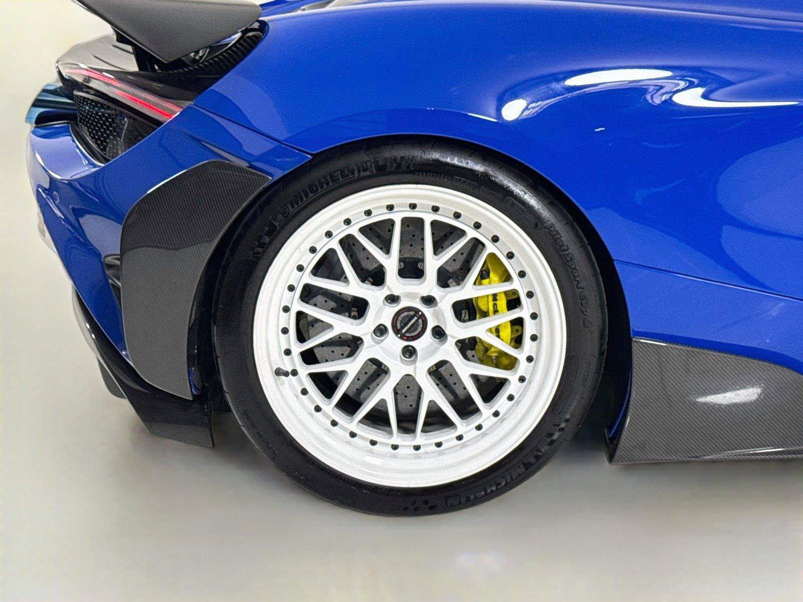 Used 2021 McLaren 720S Performance photo 36