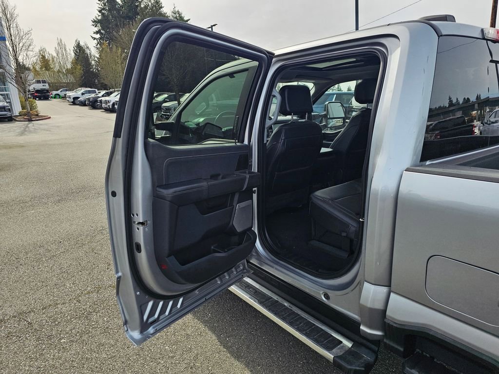 2024 Ford F350 Lariat