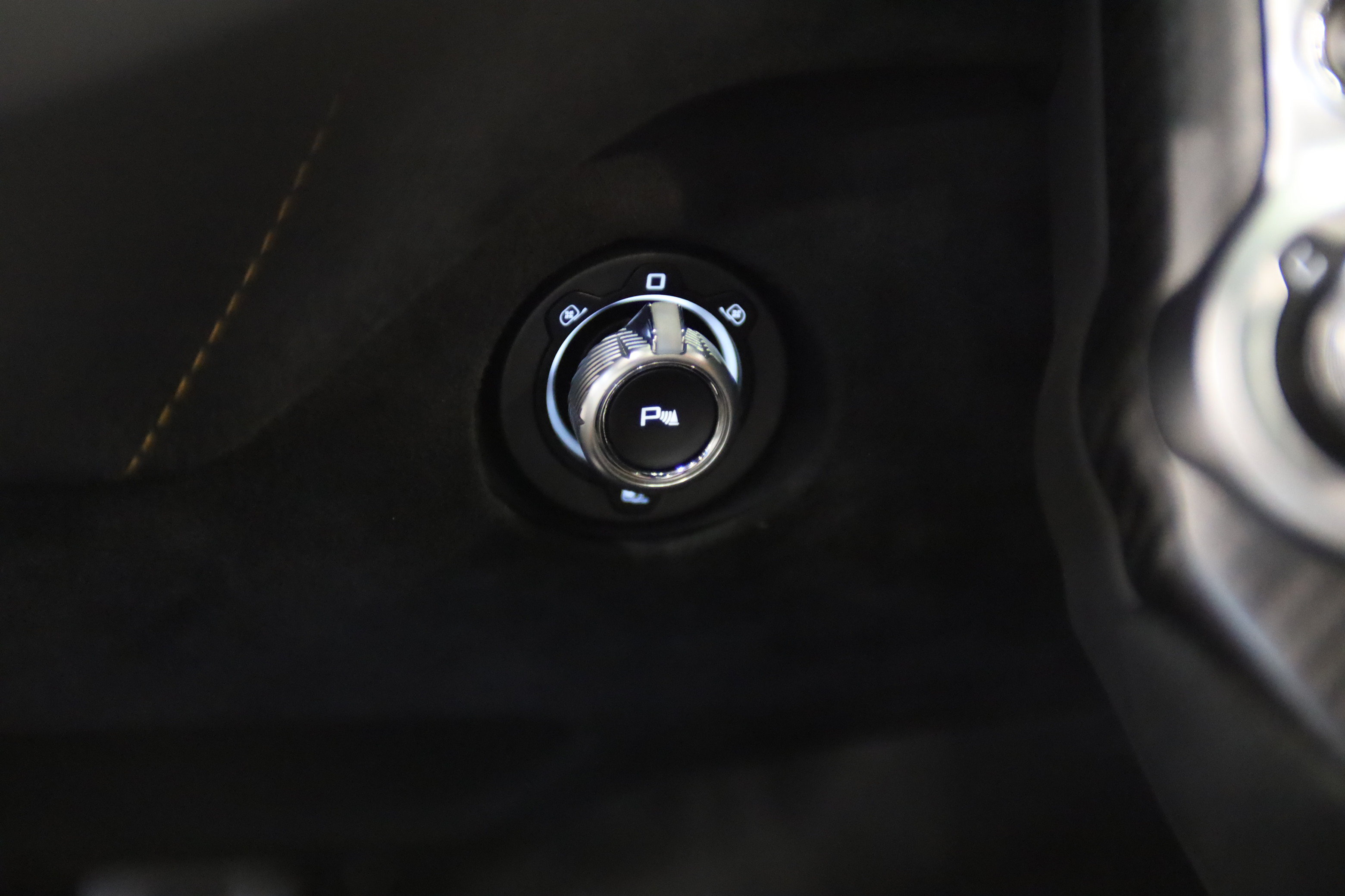 Used 2019 McLaren 720S Performance photo 27