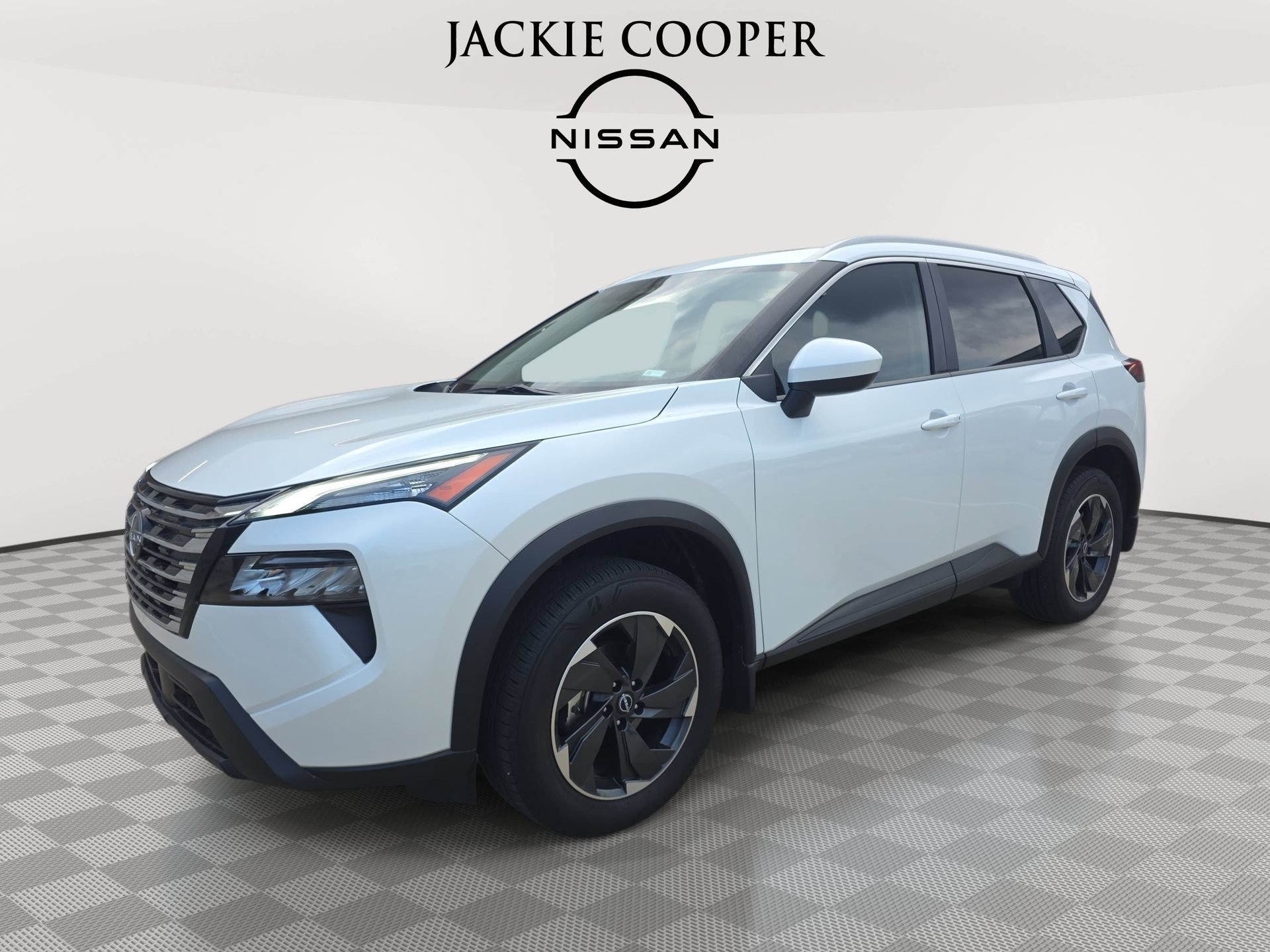 Used 2024 Nissan Rogue SV w/ SV Premium Package