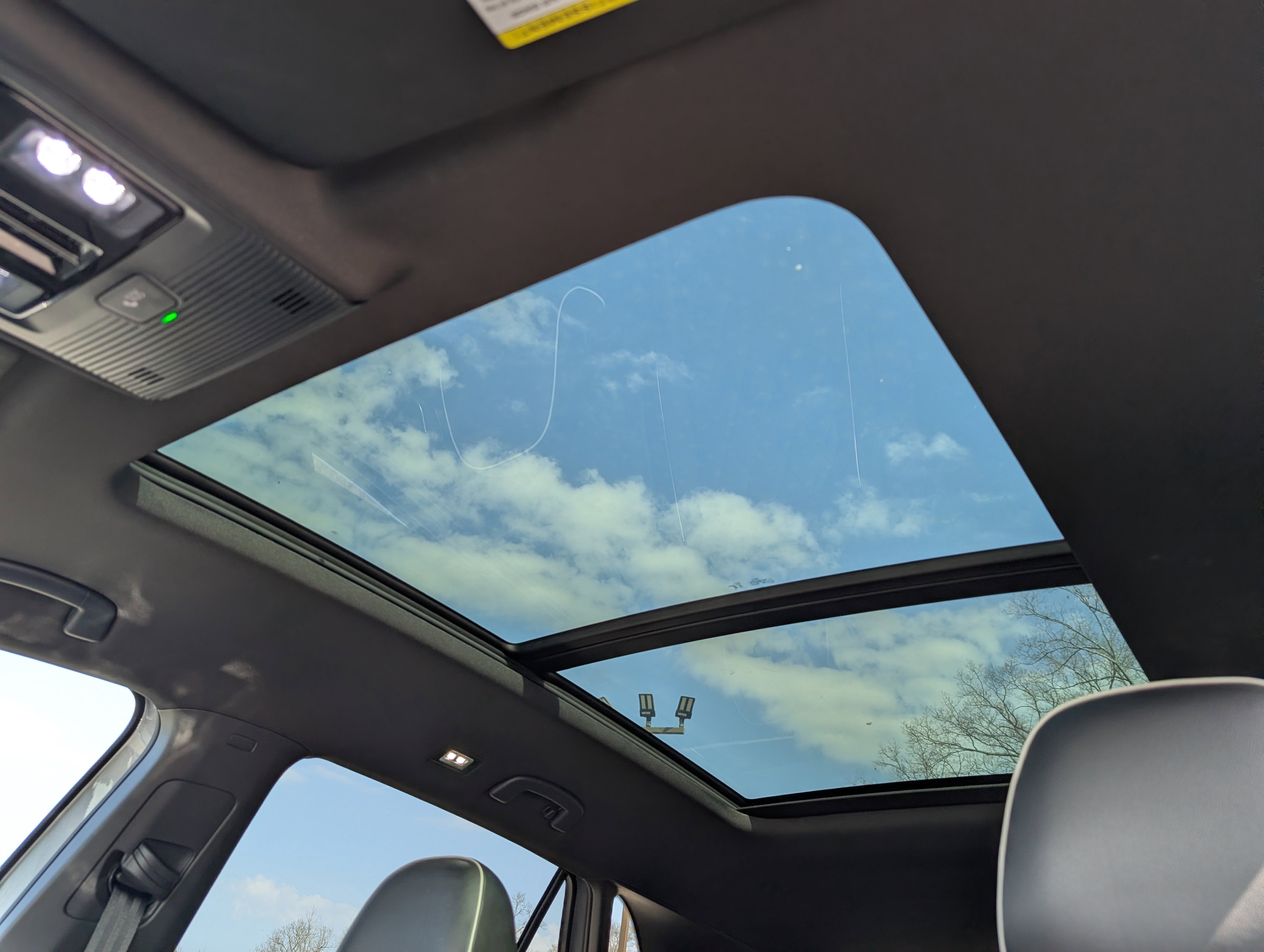 2024 Volkswagen Atlas Cross Sport SEL Premium R-Line