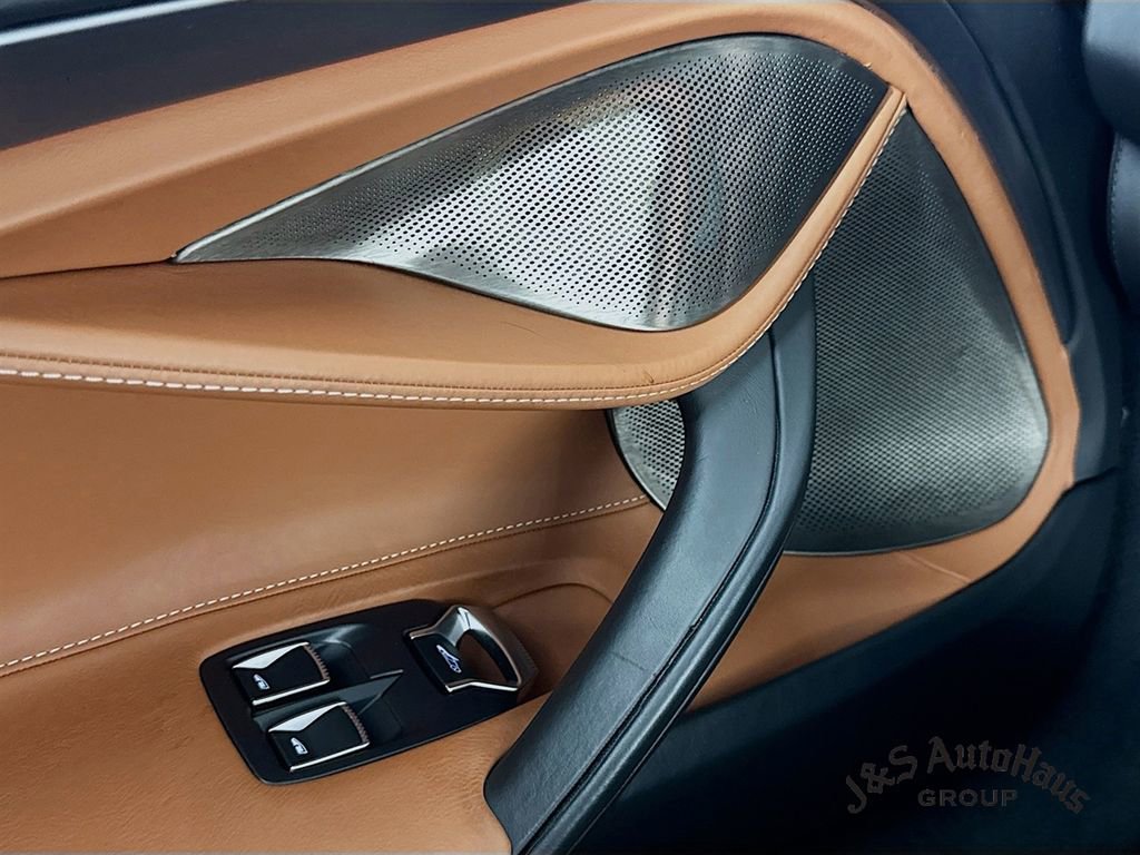 Used 2018 McLaren 720S photo 23