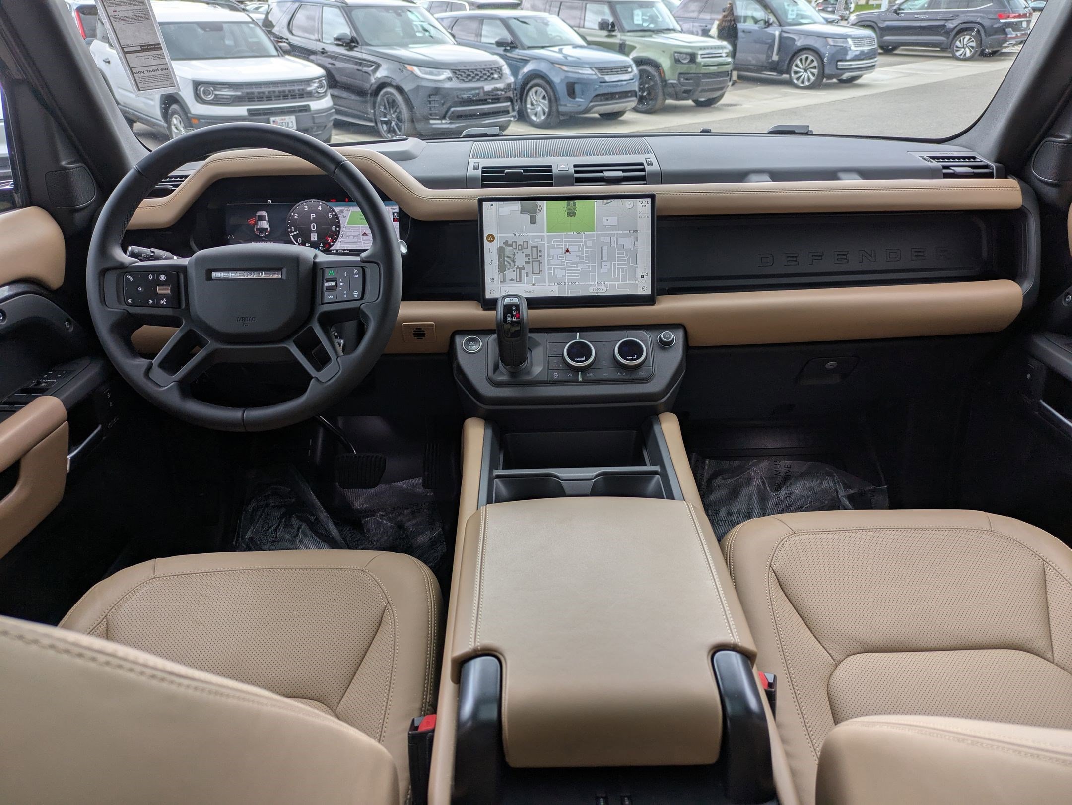 2025 Land Rover Defender 110 X-Dynamic SE