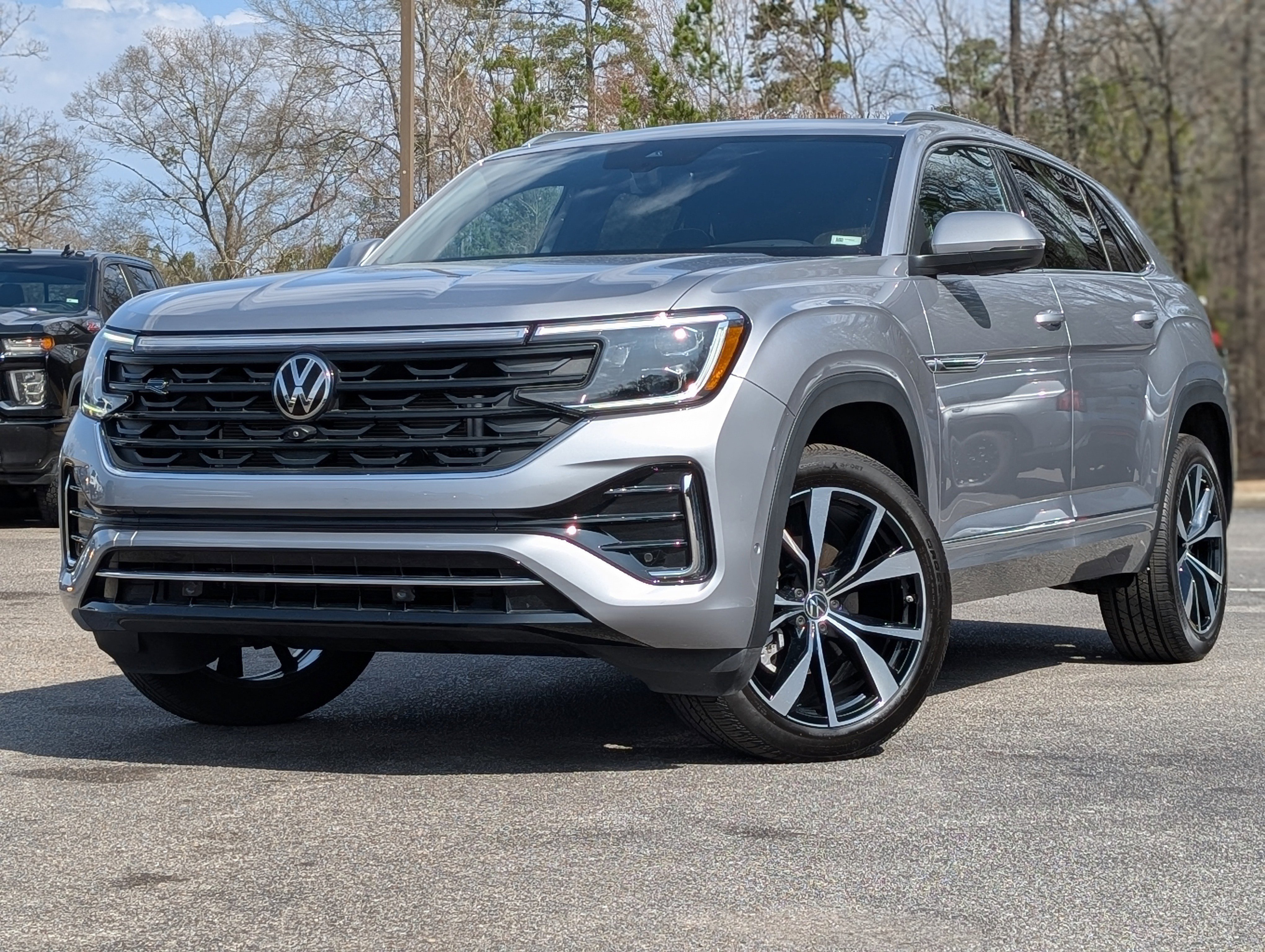 2024 Volkswagen Atlas Cross Sport SEL Premium R-Line