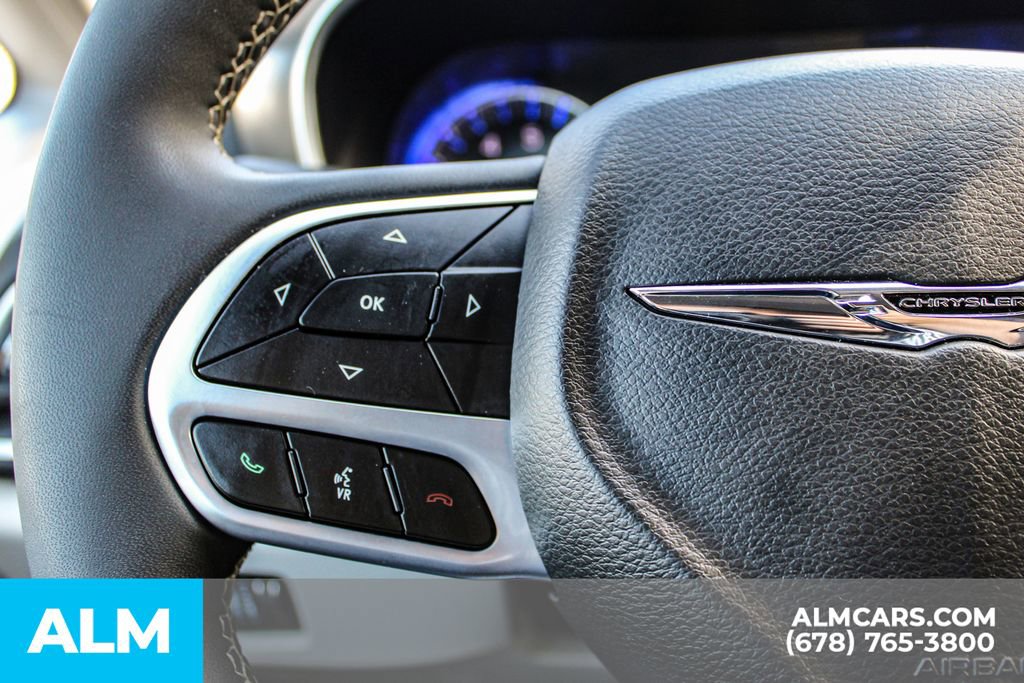 2024 Chrysler Pacifica Touring-L