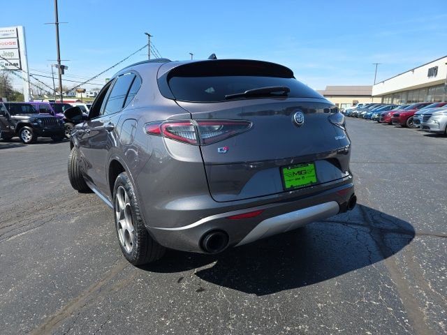 2024 Alfa Romeo Stelvio Ti