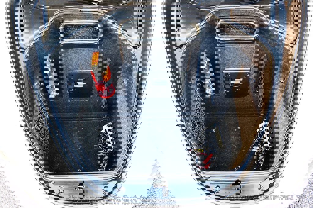 Used 2018 McLaren 720S Luxury photo 15