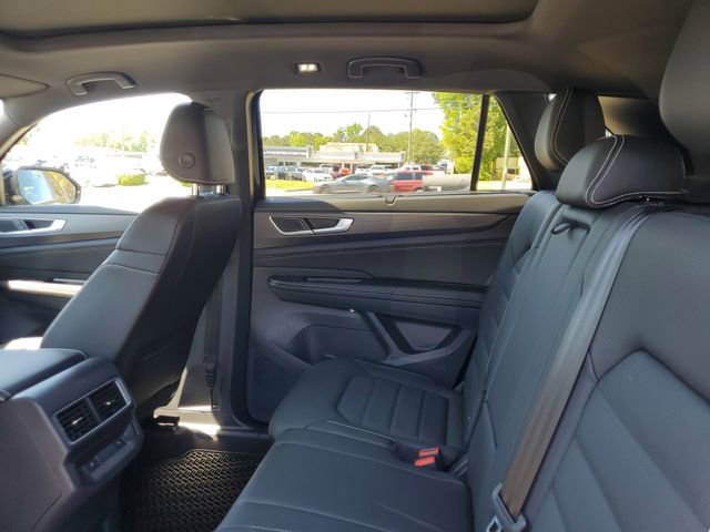 2025 Volkswagen Atlas Cross Sport SEL