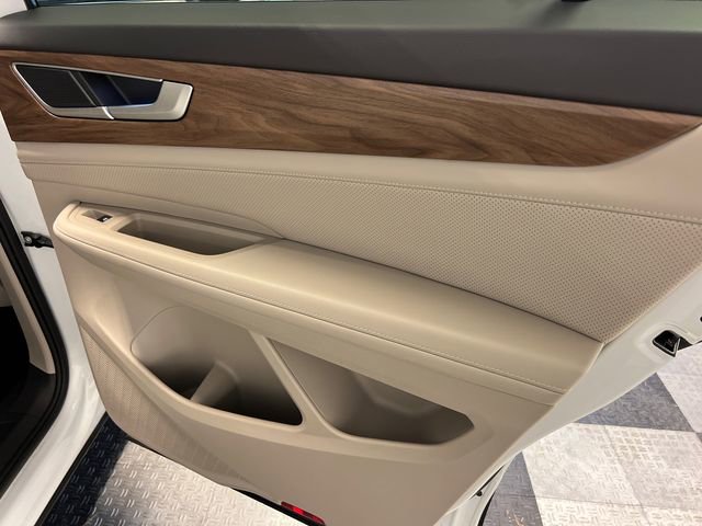 2024 Volkswagen Atlas SE