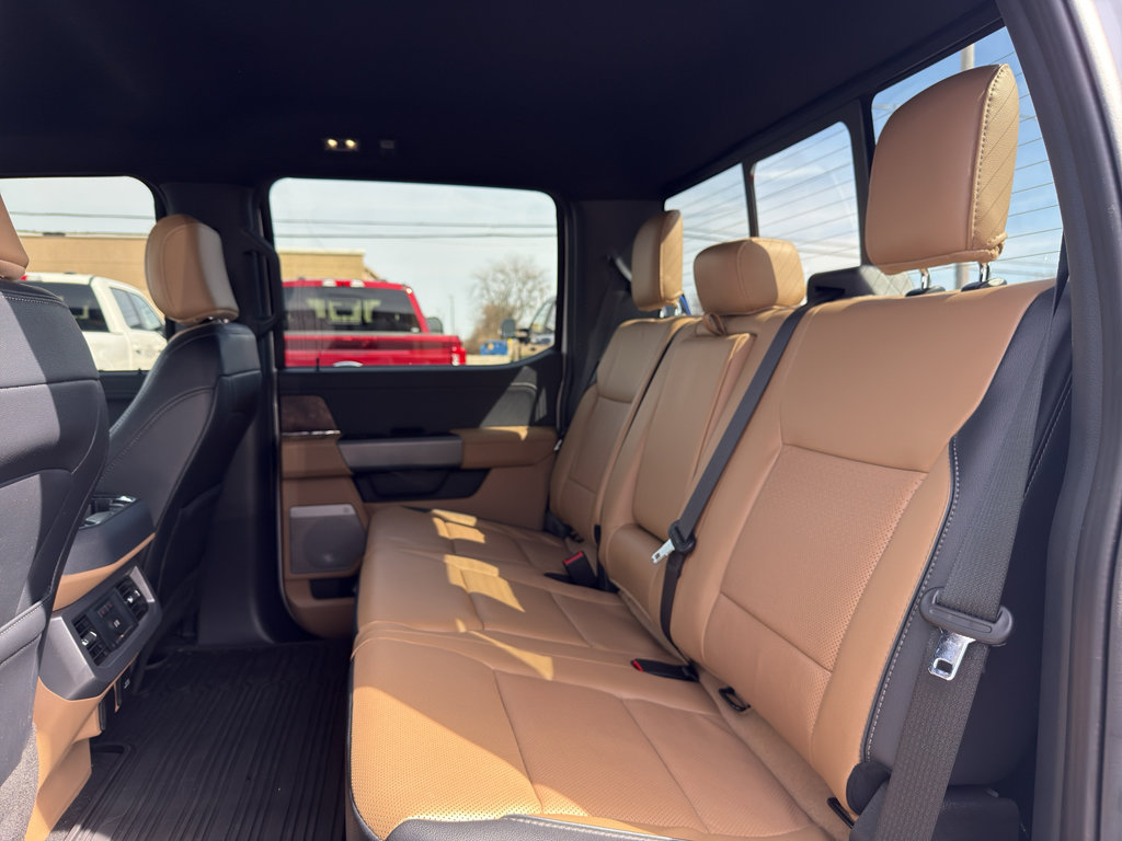 2024 Ford F350 Lariat