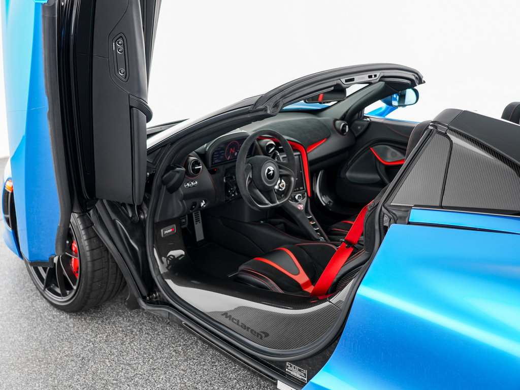 Used 2023 McLaren 720S Performance photo 22