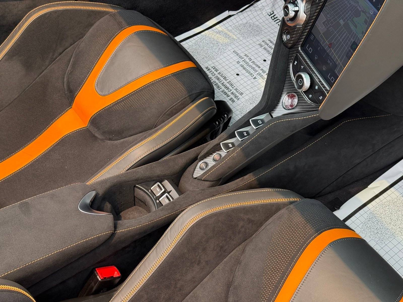 Used 2022 McLaren 720S Performance photo 35