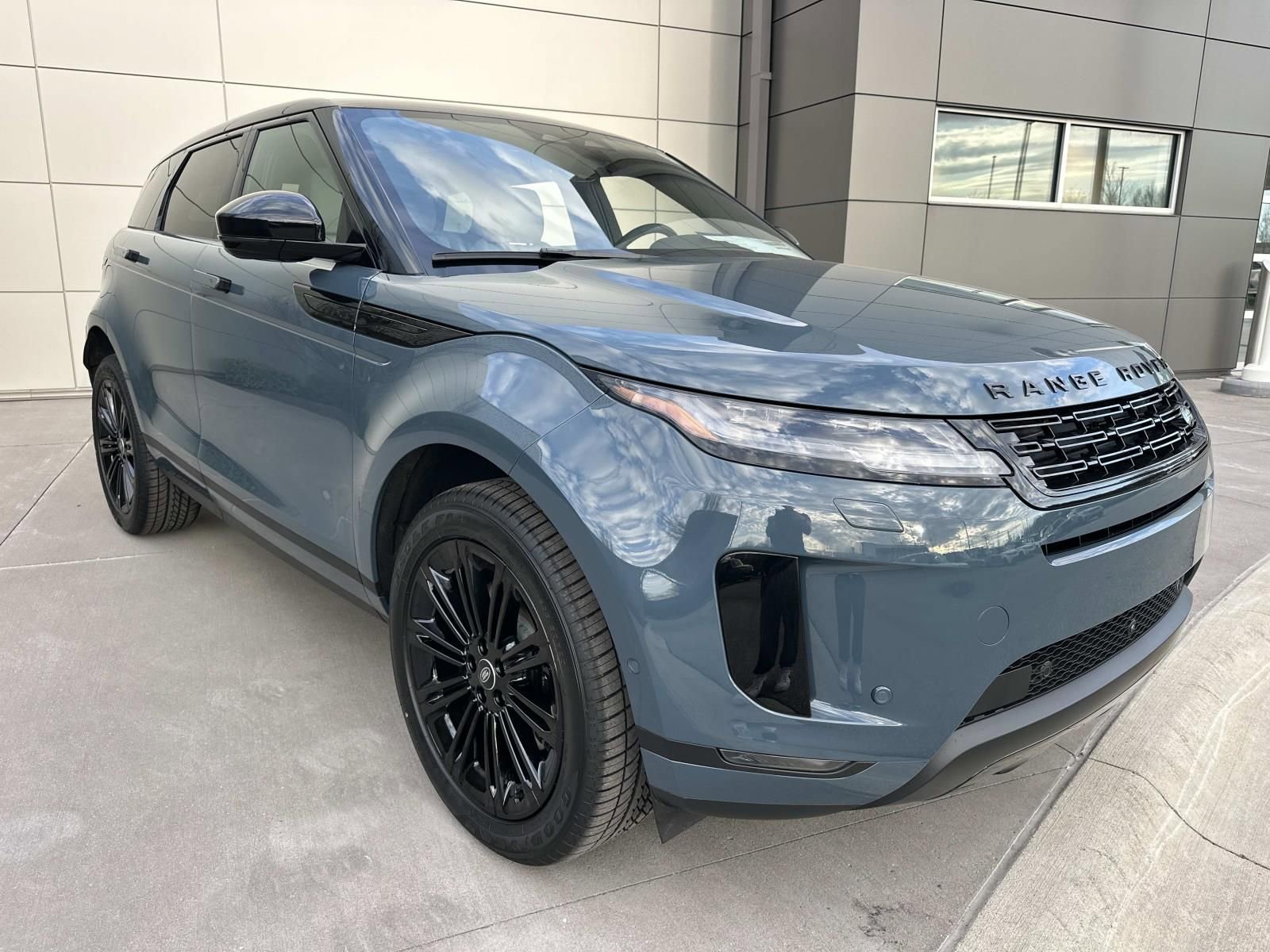 2026 Land Rover Range Rover Evoque S