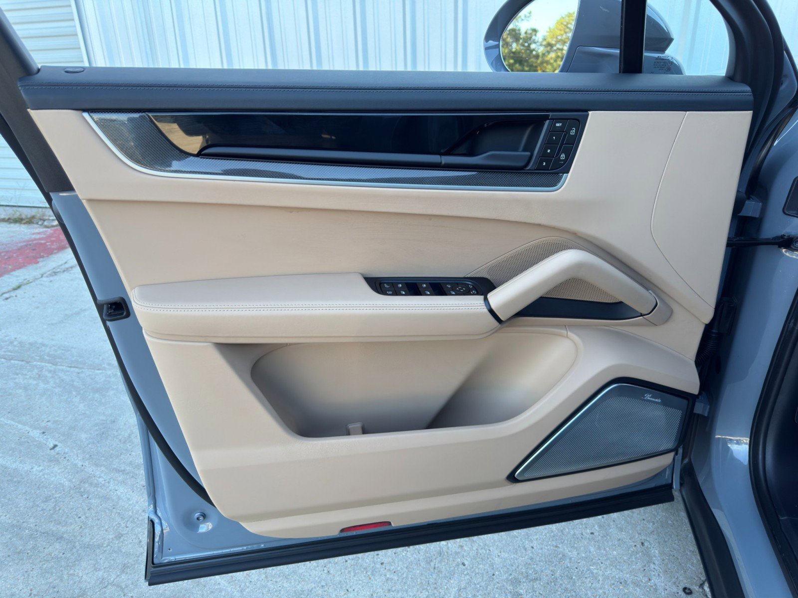 2024 Porsche Cayenne Turbo