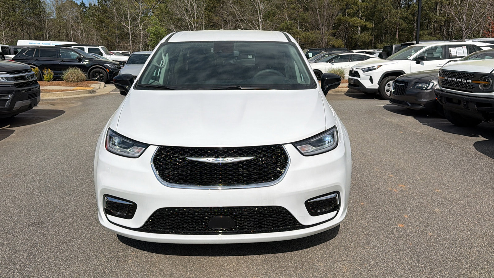 2024 Chrysler Pacifica Touring-L