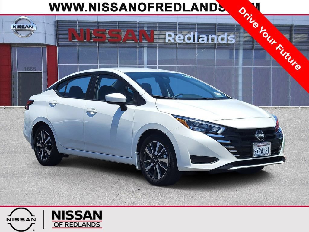 Used 2025 Nissan Versa SV w/ Trunk Package