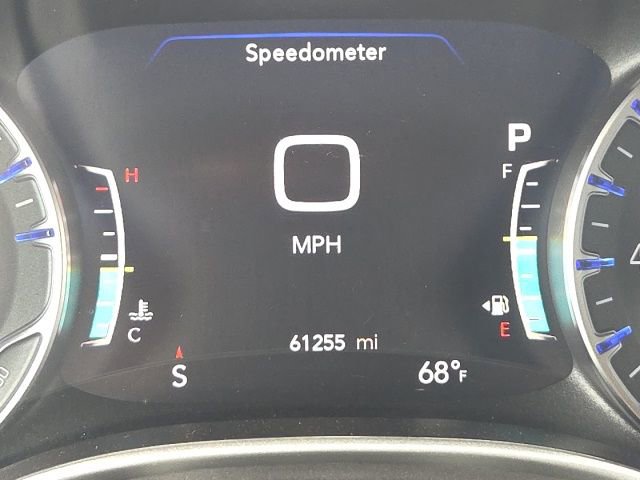 2023 Chrysler Pacifica Touring-L