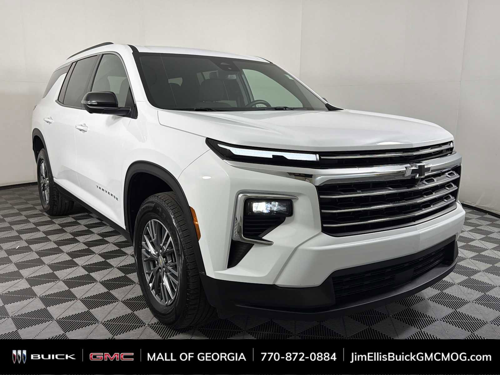 2024 Chevrolet Traverse LT