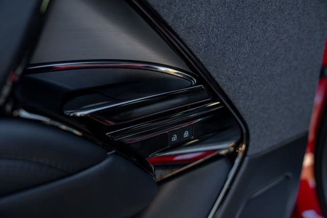 2024 Land Rover Range Rover Sport SE