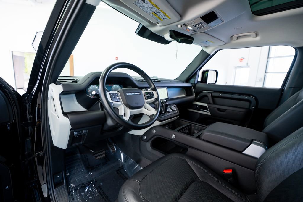 2024 Land Rover Defender 90 S