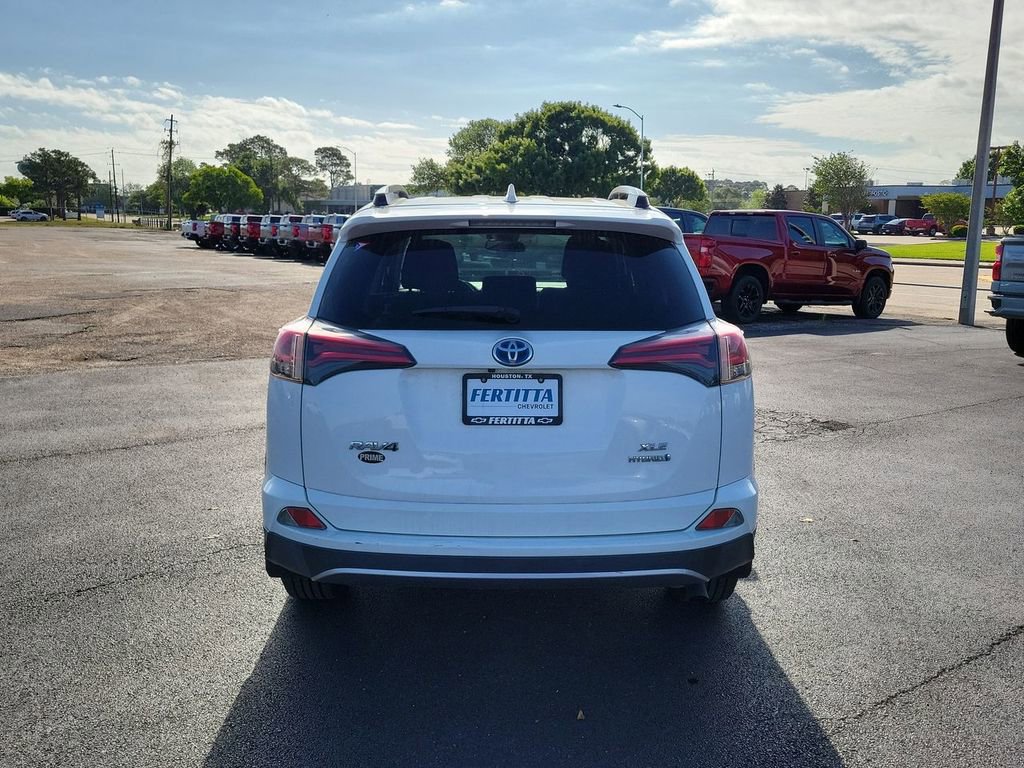 2017 Toyota RAV4 XLE