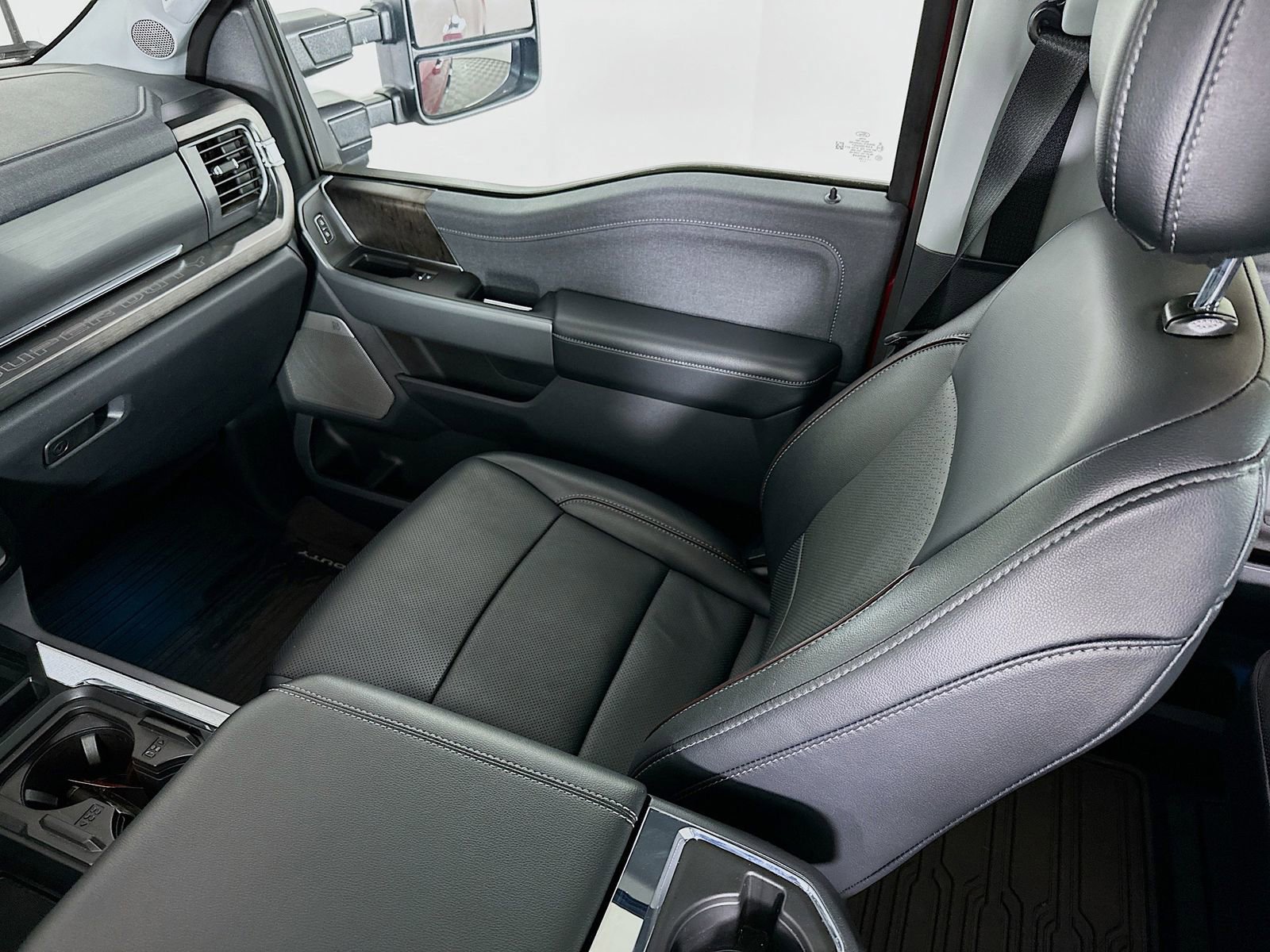 2024 Ford F250 Lariat