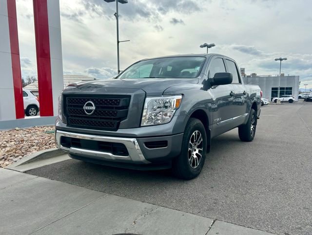 2024 Nissan Titan SV