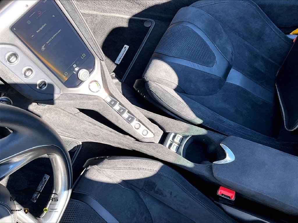 Used 2026 McLaren 750S Spider photo 15