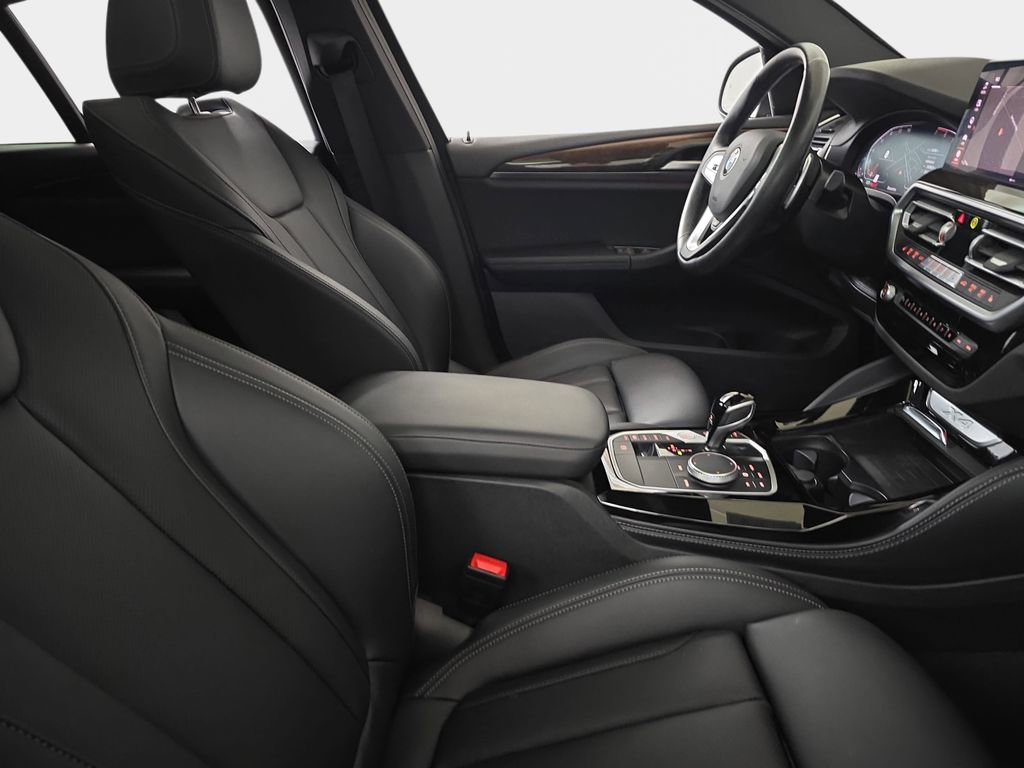 2023 BMW X4 xDrive30i